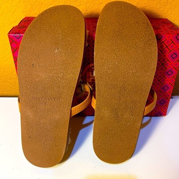 Tory BURCH Miller Cloud Shearling Cork Leather  Thong Sandal Size 9 Tan Neutral - Picture 7 of 12